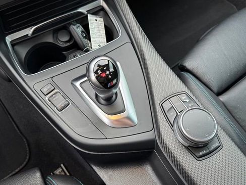 Used 2018 BMW M2 image 26
