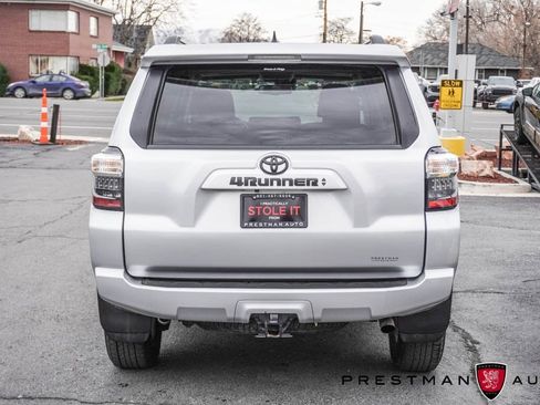 Used 2024 Toyota 4Runner SR5 Premium image 18