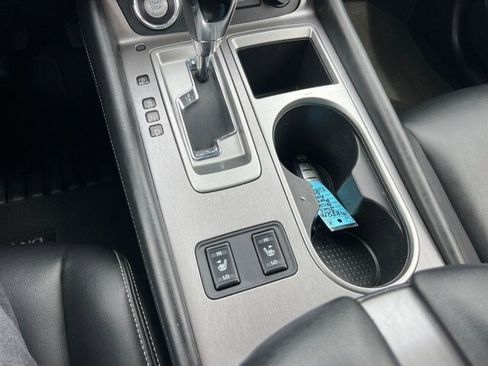 Used 2023 Nissan Murano SV w/ SV Midnight Edition Package AWD/4WD image 13
