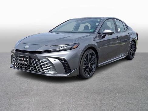 Used 2026 Toyota Camry XSE w/ Premium Plus Package FWD image 1
