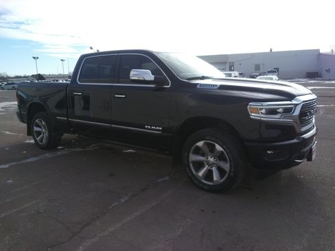 Used 2021 RAM 1500 Limited w/ Body Color Bumper Group image 4