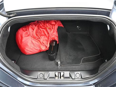 Used 2021 Ferrari Roma image 23