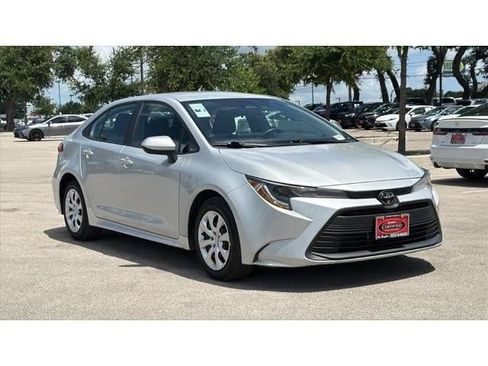 Certified 2024 Toyota Corolla LE FWD image 3