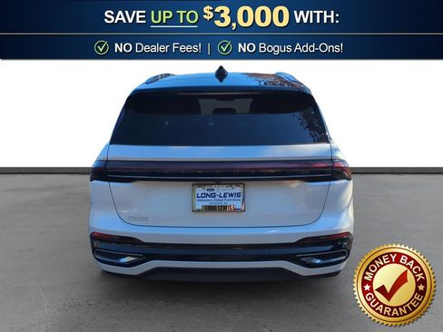 Certified 2024 Lincoln Nautilus Reserve image 5