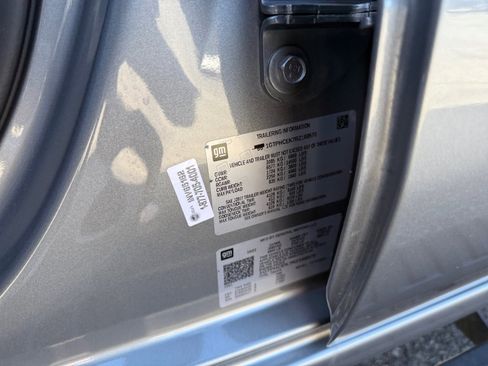 Used 2024 GMC Sierra 1500 Elevation image 21