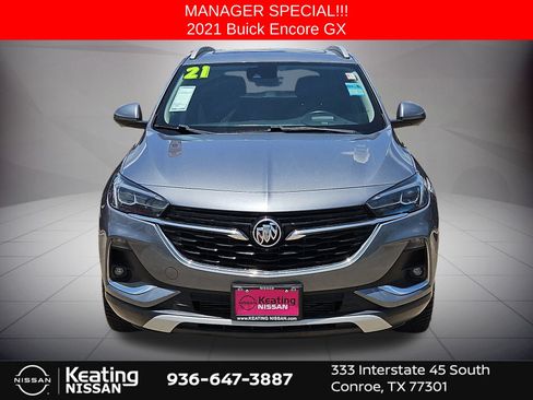 Used 2021 Buick Encore GX Essence w/ Advanced Technology Package AWD/4WD image 2