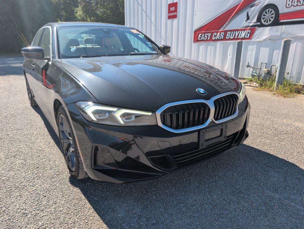 Used 2025 BMW 330i Sedan RWD image 1