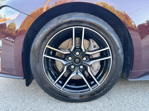 Used 2018 Ford Mustang GT image 18