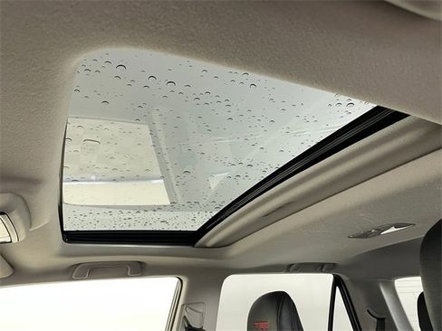 Used 2023 Toyota 4Runner TRD Off-Road Premium w/ Off Road Premium Plus Package image 15