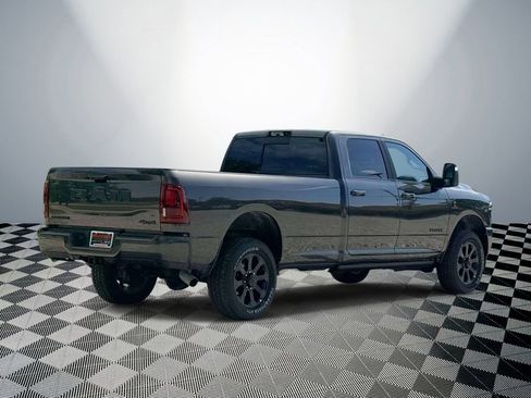New 2026 RAM 2500 Laramie AWD/4WD image 6