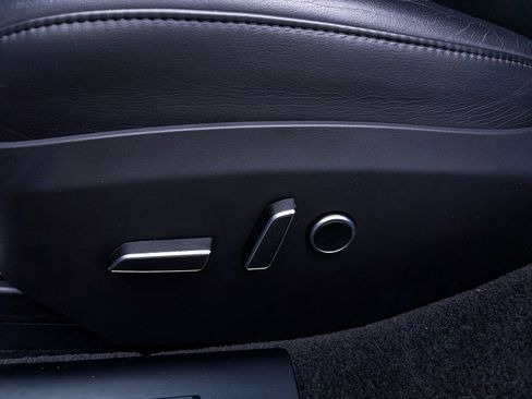 Used 2021 Tesla Model S Plaid image 19