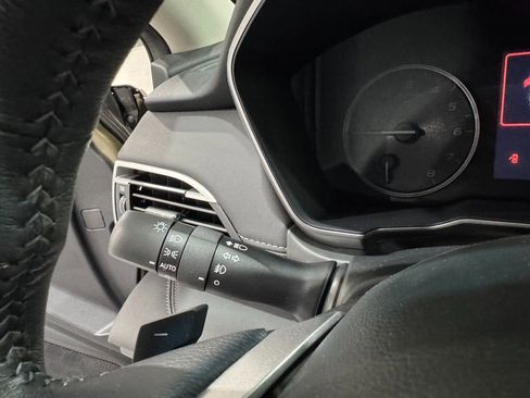 Used 2021 Subaru Outback Limited image 17