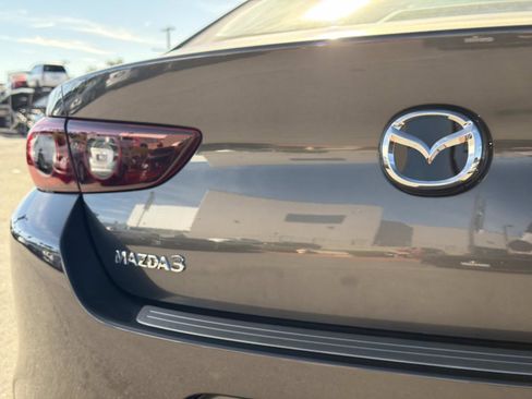 New 2026 MAZDA MAZDA3 2.5 S Preferred FWD FWD image 30