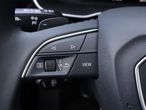 Used 2025 Audi Q3 2.0T Premium w/ Convenience Package image 17