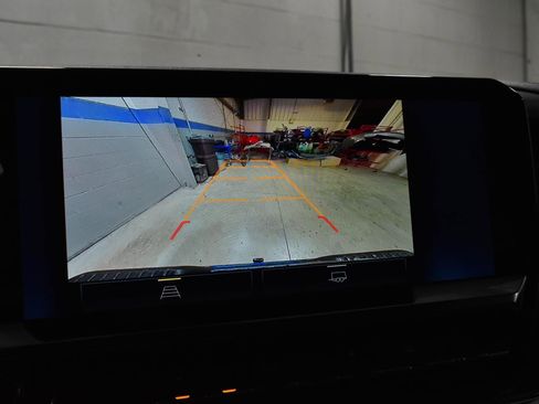 Used 2024 Chevrolet Silverado 1500 RST image 18