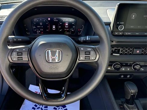 New 2025 Honda Accord SE image 9