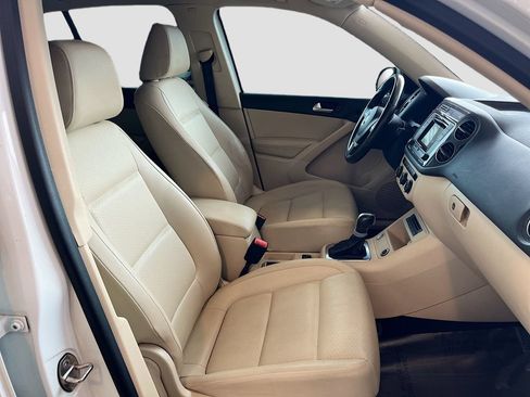 Used 2016 Volkswagen Tiguan S FWD image 27