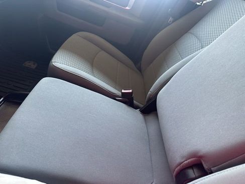 Used 2019 RAM 1500 Classic SLT image 29