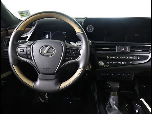 Certified 2024 Lexus ES 350 Ultra Luxury w/ Accessory Package (Z1) FWD image 8