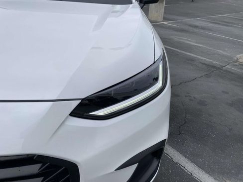 Used 2025 Honda HR-V Sport image 14