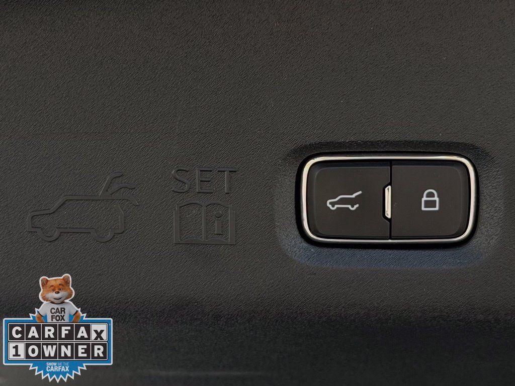 Used 2025 Ford Expedition Active AWD/4WD image 28