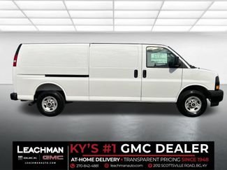 New 2026 GMC Savana 3500 Extended RWD video 2