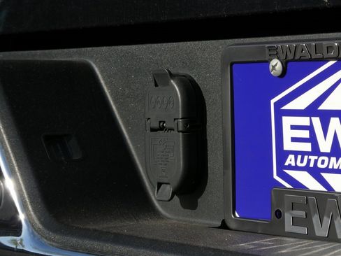 Used 2020 GMC Sierra 1500 SLT w/ SLT Premium Plus Package image 32