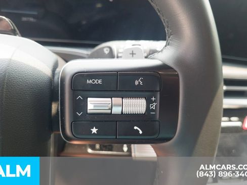 Certified 2025 Hyundai Santa Fe SEL FWD image 10