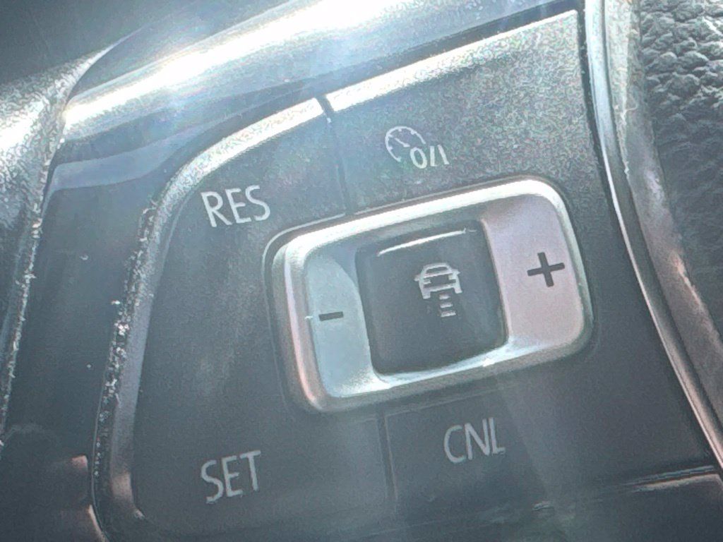 Used 2018 Volkswagen Atlas SE AWD/4WD image 28