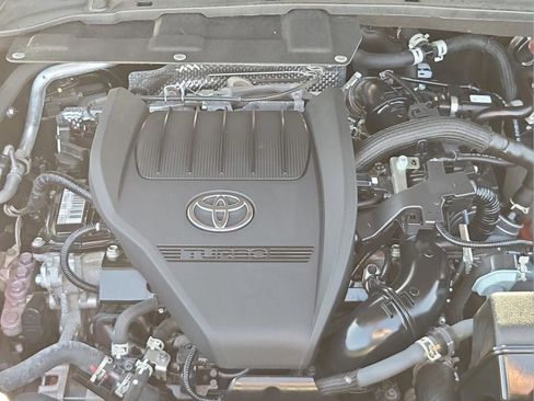 Used 2024 Toyota Grand Highlander XLE image 26