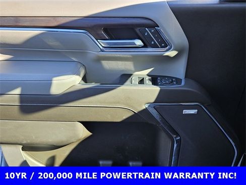 Used 2024 GMC Sierra 2500 SLT w/ SLT Premium Package image 30