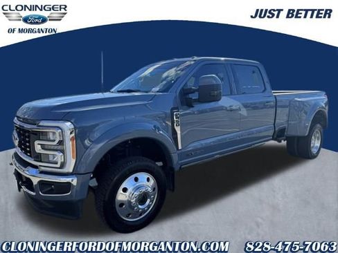 Used 2023 Ford F450 Lariat image 4