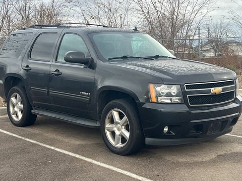 Used 2013 Chevrolet Tahoe LT image 2