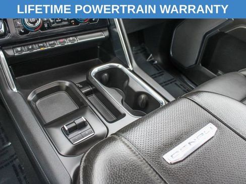 Used 2024 GMC Sierra 3500 Denali w/ Denali Reserve Package image 27