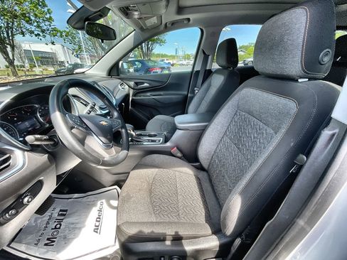 Used 2024 Chevrolet Equinox LT FWD image 20