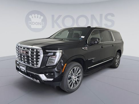 New 2026 GMC Yukon XL Denali AWD/4WD image 1