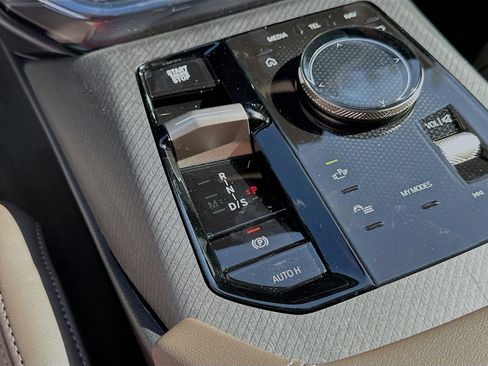 New 2025 BMW X3 xDrive30i w/ Convenience Package image 14