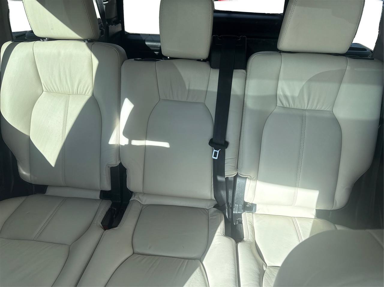 Used 2015 Land Rover LR4 HSE LUX AWD/4WD image 15
