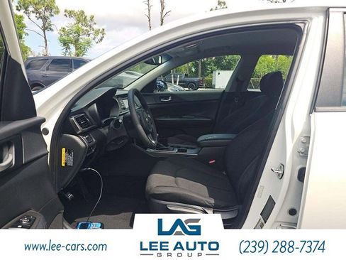 Used 2016 Kia Optima LX FWD image 3