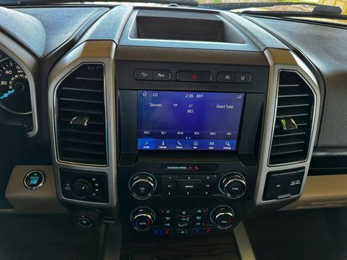 Used 2020 Ford F150 Lariat image 16