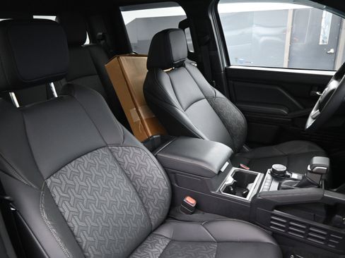 Used 2024 Toyota Tacoma Limited image 17