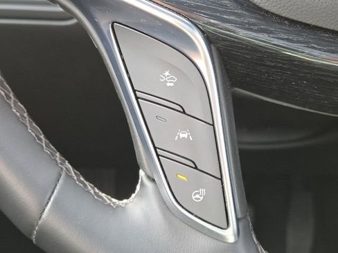 Used 2025 Cadillac XT5 Premium Luxury AWD/4WD image 16