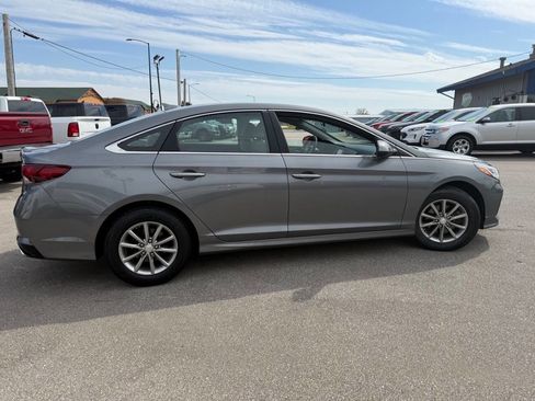 Used 2019 Hyundai Sonata SE FWD image 9