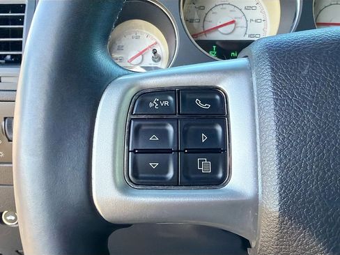 Used 2012 Dodge Challenger R/T image 32