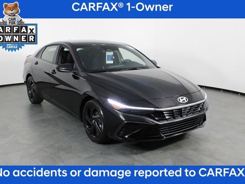 Certified 2026 Hyundai Elantra Sport w/ Cargo Package FWD image 5