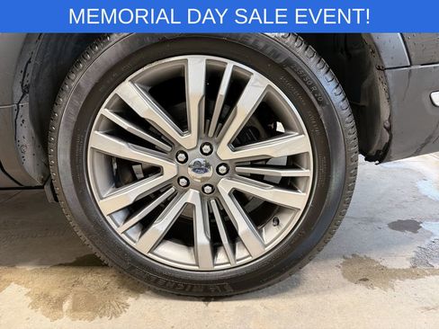 Used 2018 Ford Explorer Platinum AWD/4WD image 19