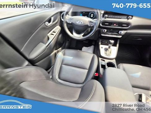 Used 2022 Hyundai Kona Limited w/ Winter Weather Package AWD/4WD image 10