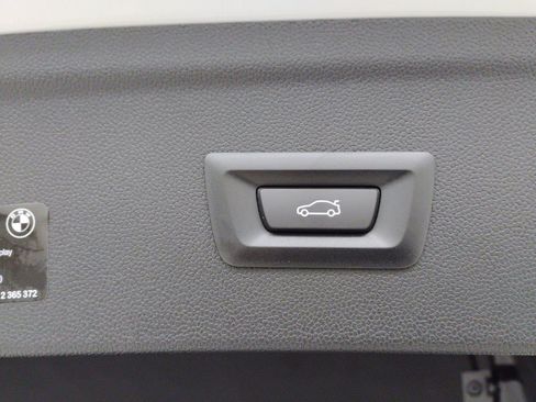 Used 2025 BMW iX xDrive50 w/ Sport Package image 30