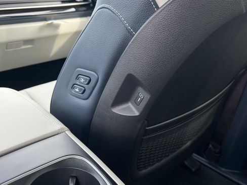 New 2026 Kia Carnival SX Prestige image 18