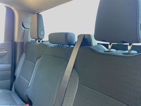 New 2026 GMC Sierra 1500 Elevation image 17